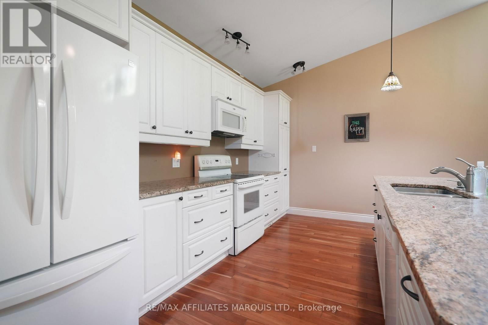 18467 ANDRE AVENUE Image 34