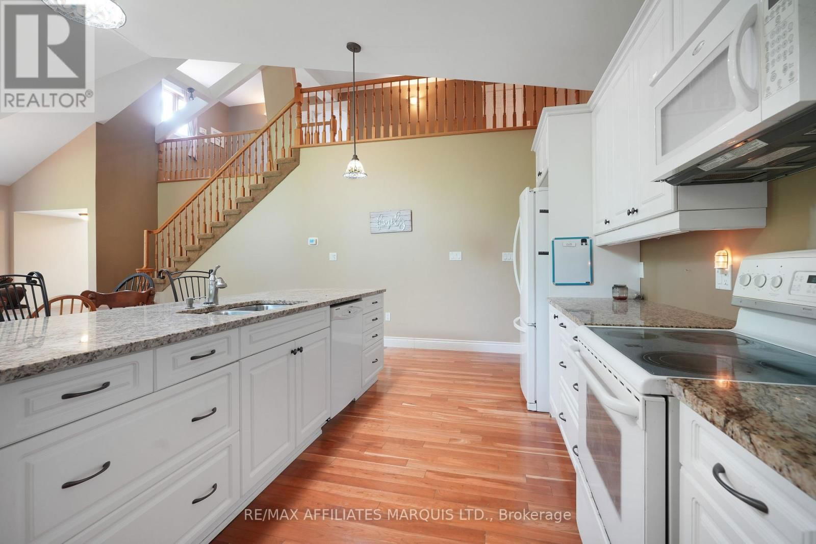 18467 ANDRE AVENUE Image 35