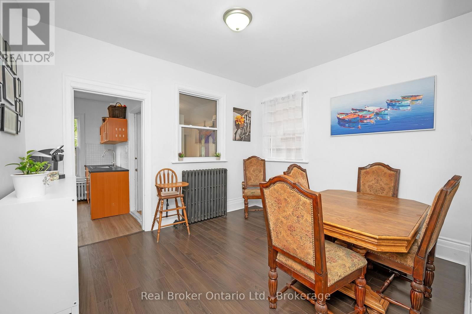 117 FAIRLEIGH AVENUE SOUTH Image 10