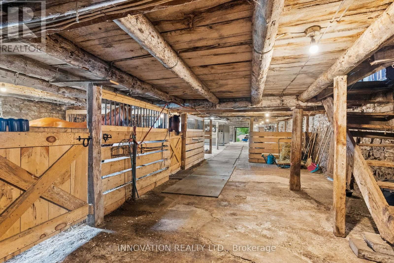 9501 KYLE ROAD Image 30