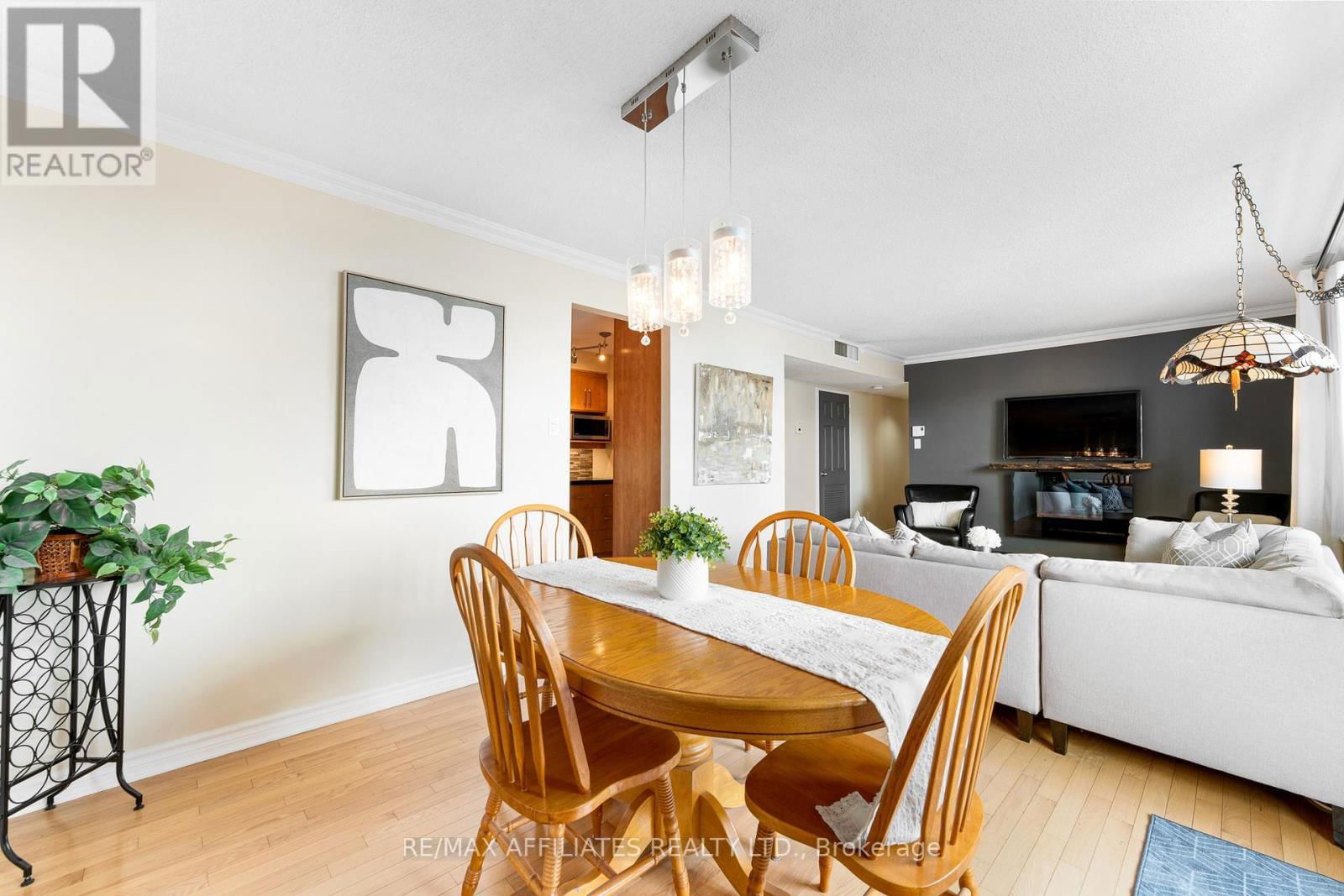PH-2301 - 470 LAURIER AVENUE WEST Image 18