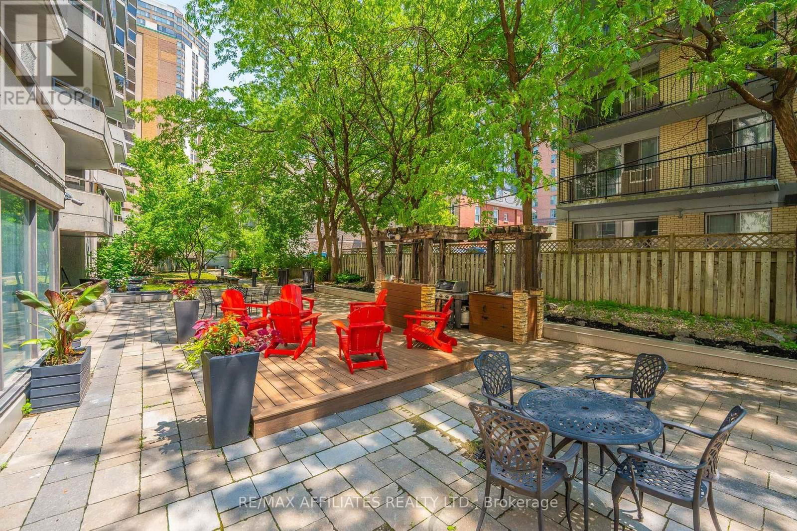 PH-2301 - 470 LAURIER AVENUE WEST Image 39