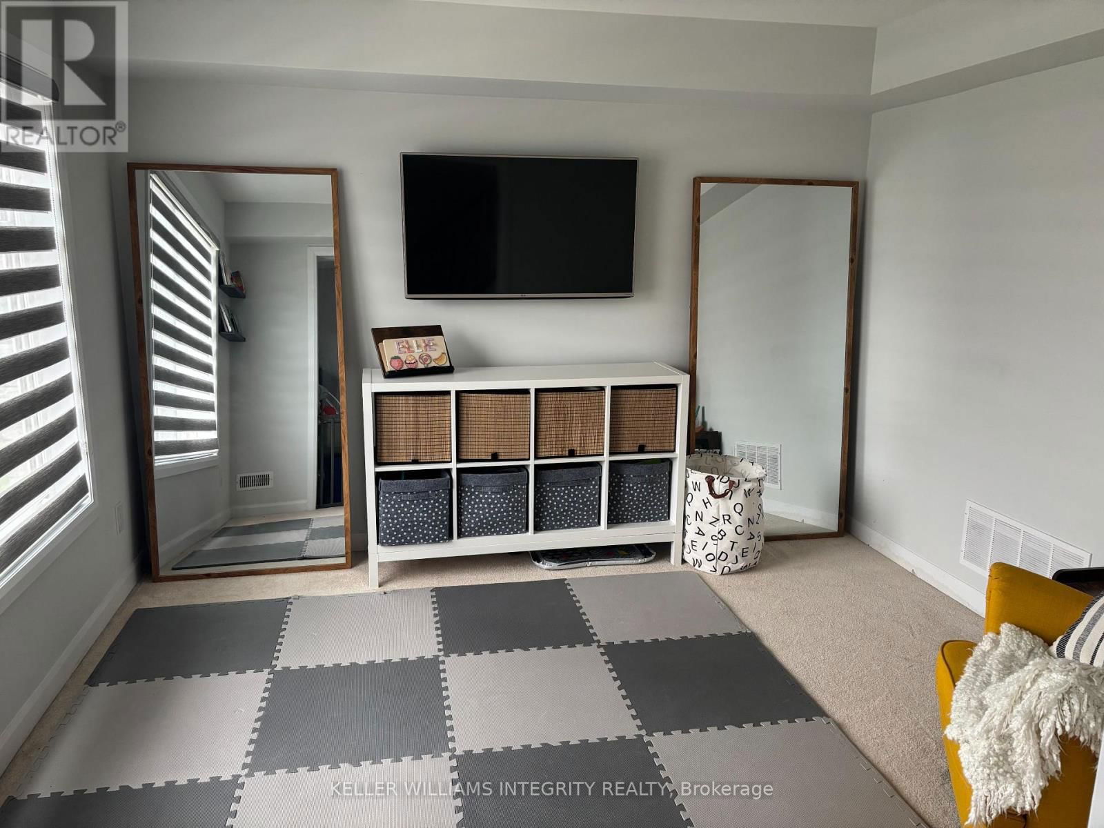 1101 SPEEDVALE COURT Image 2