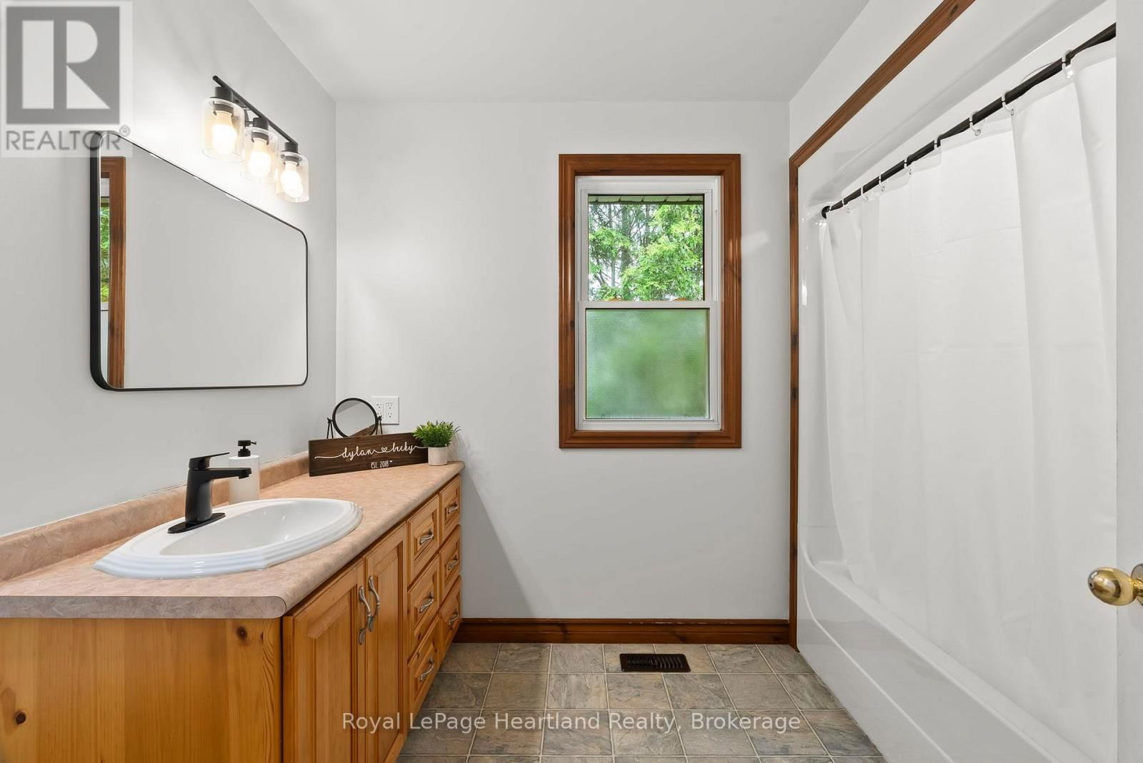 9629 AYTON ROAD Image 30