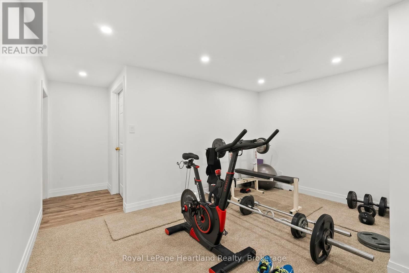 9629 AYTON ROAD Image 35