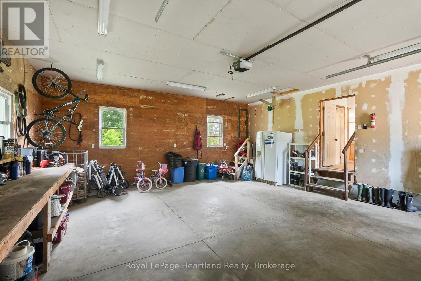 9629 AYTON ROAD Image 38