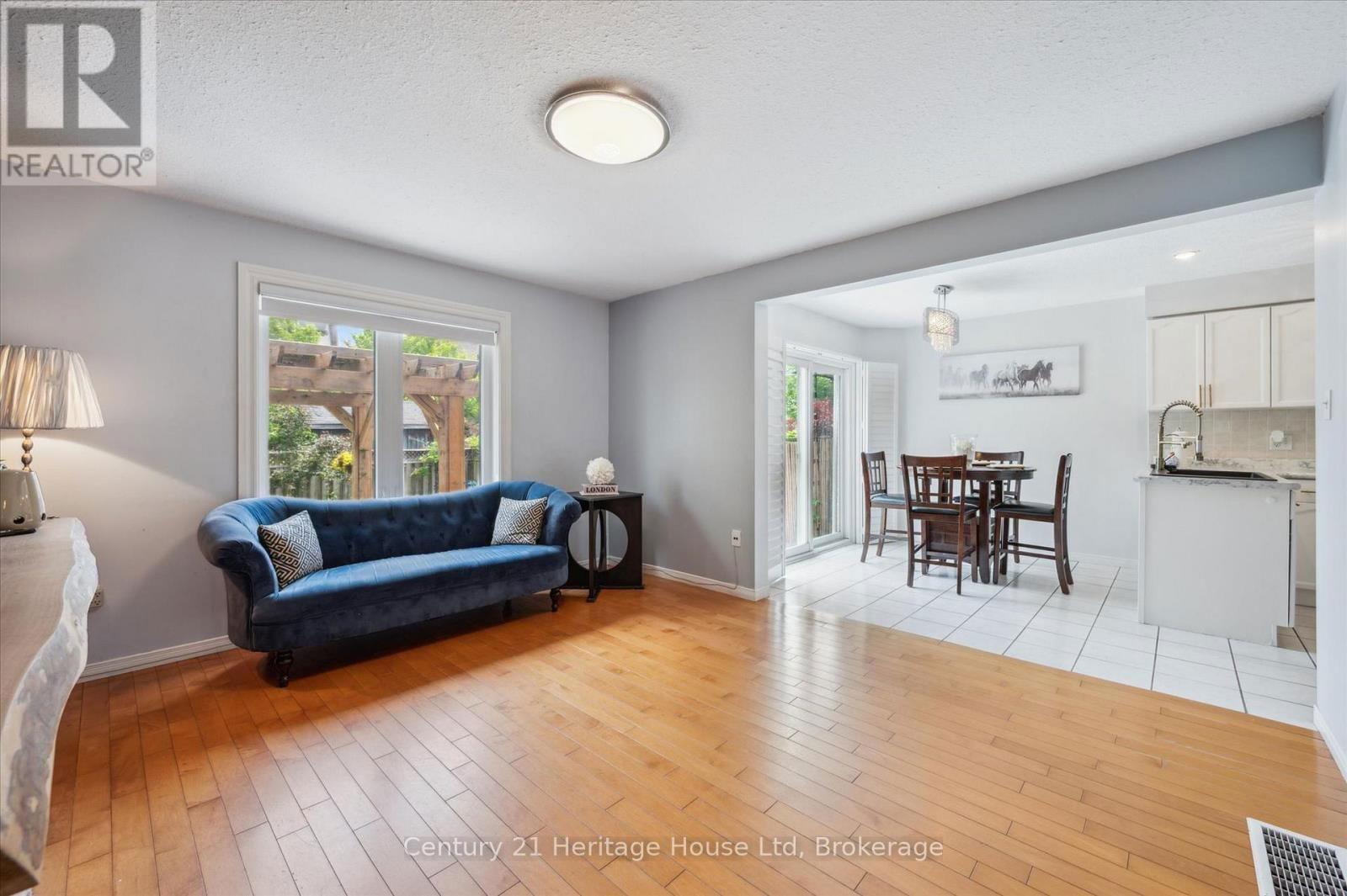 128 MILSON CRESCENT Image 12