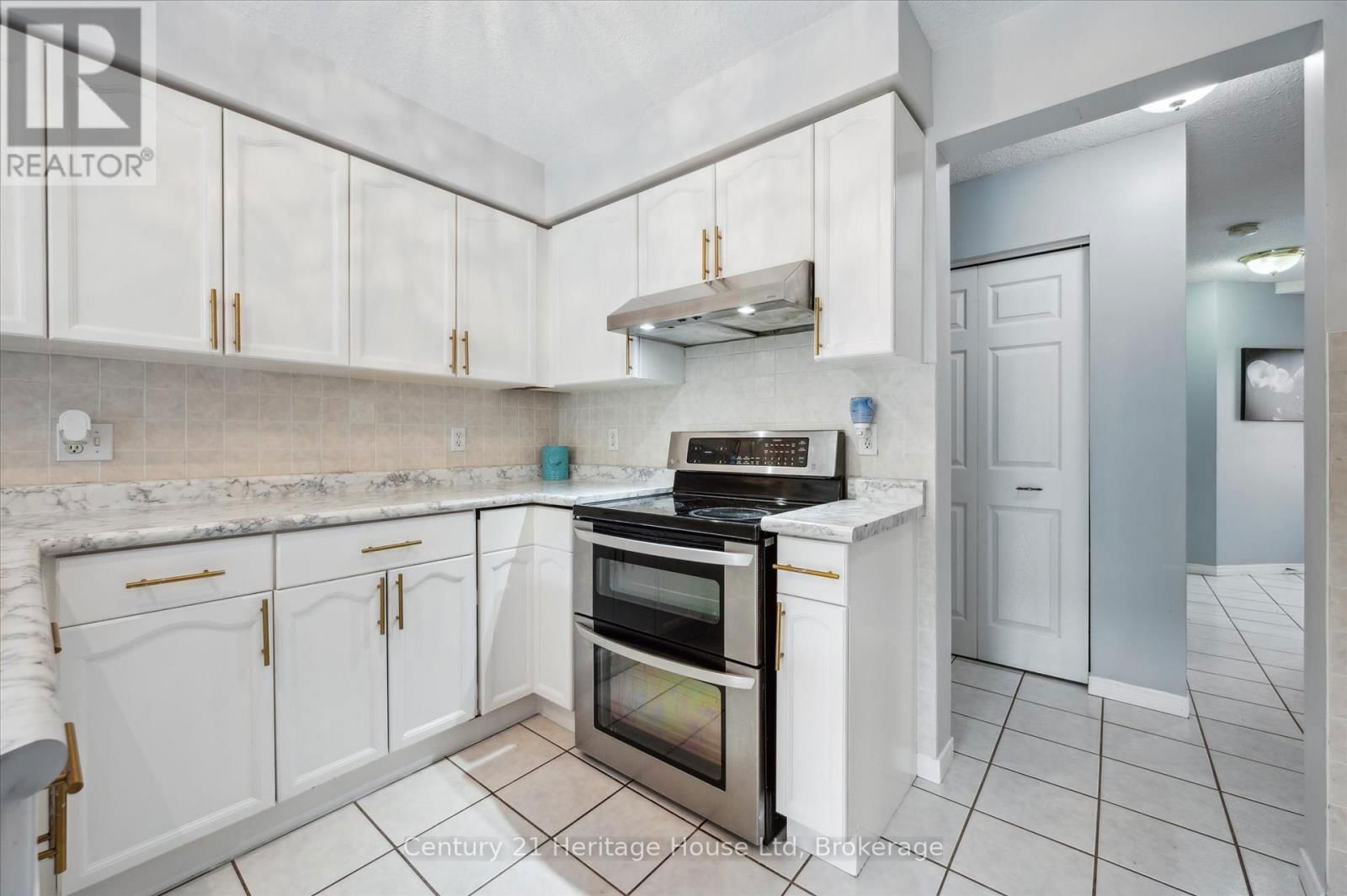 128 MILSON CRESCENT Image 15