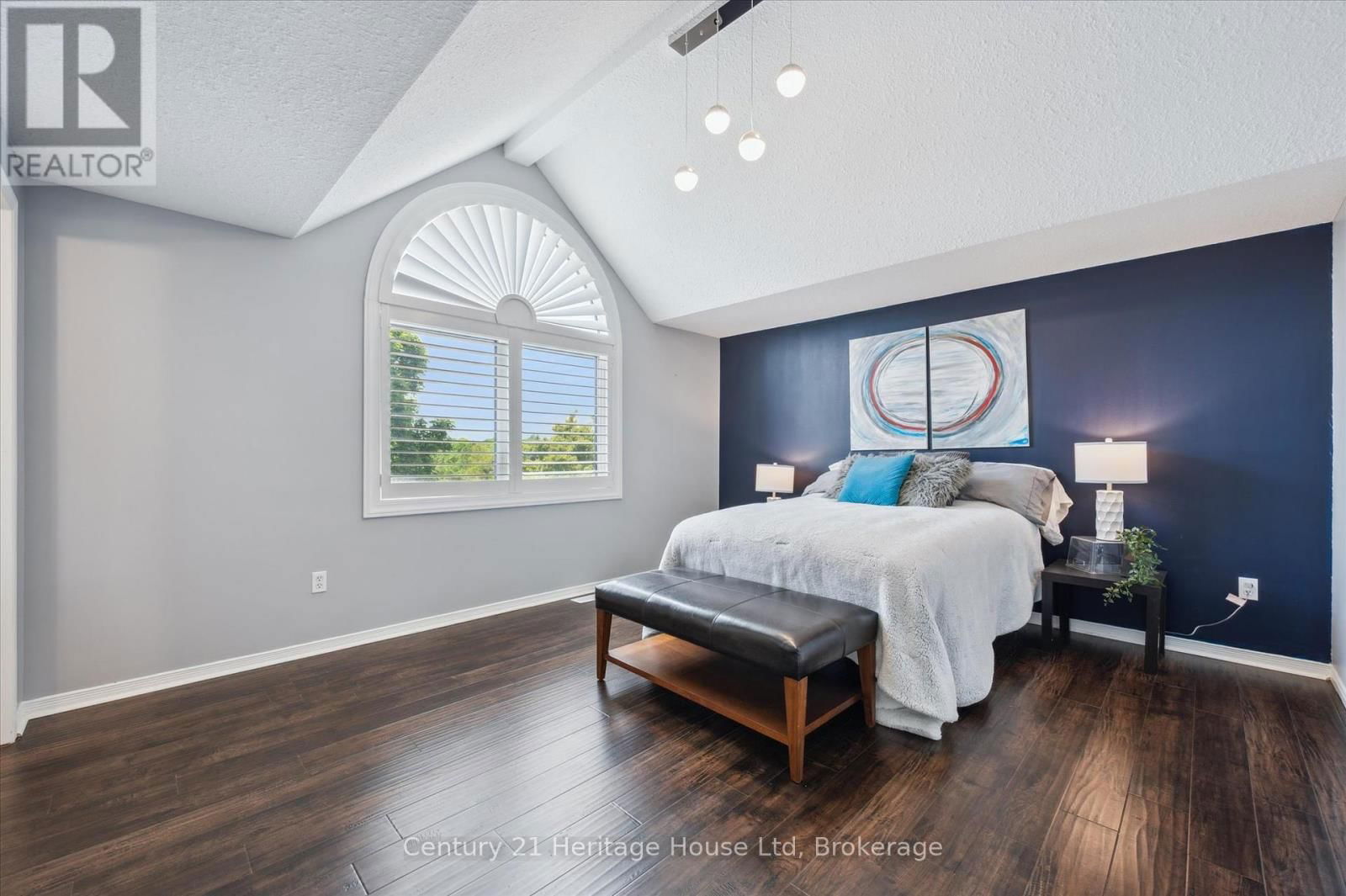 128 MILSON CRESCENT Image 28