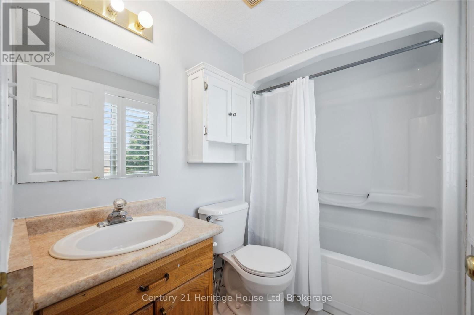 128 MILSON CRESCENT Image 30