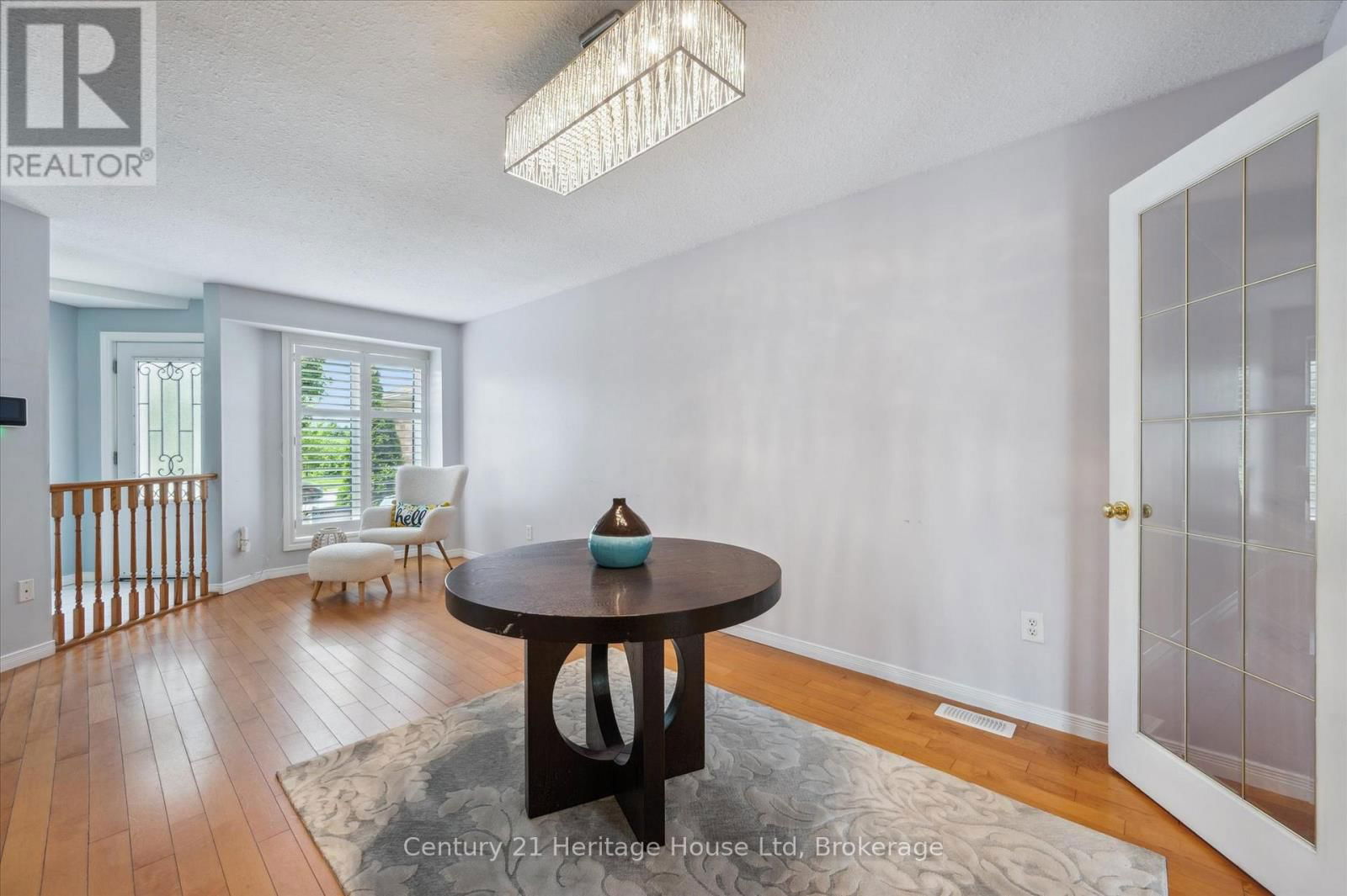 128 MILSON CRESCENT Image 8