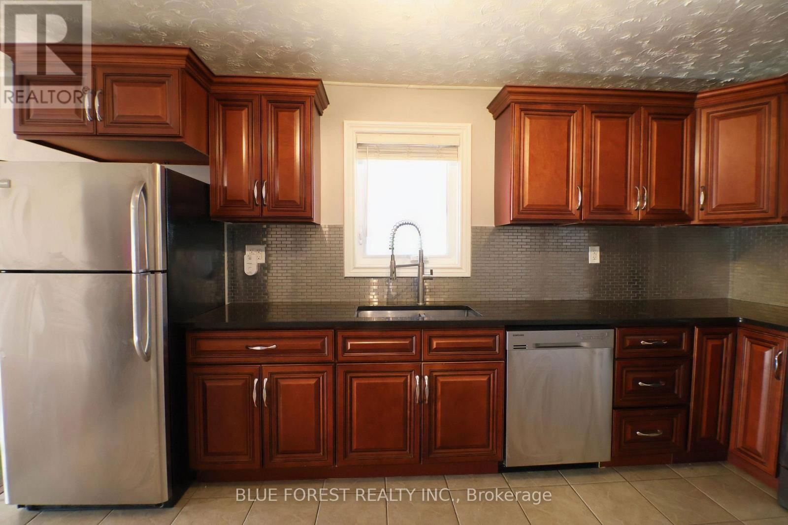 294 WHARNCLIFFE ROAD SOUTH Image 7