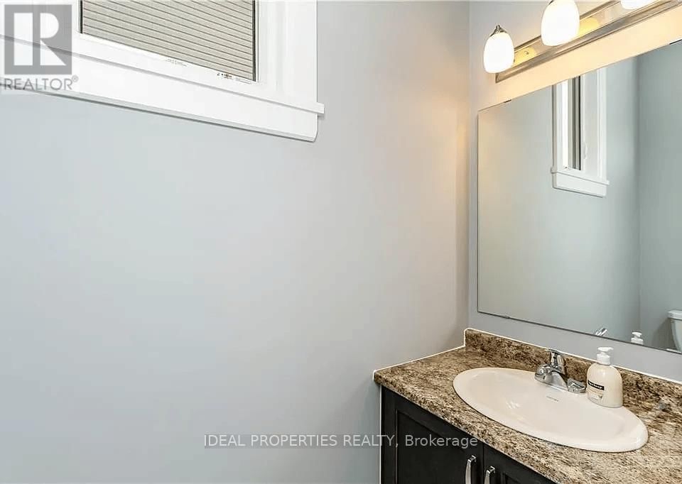 75 ANTONAKOS DRIVE Image 13