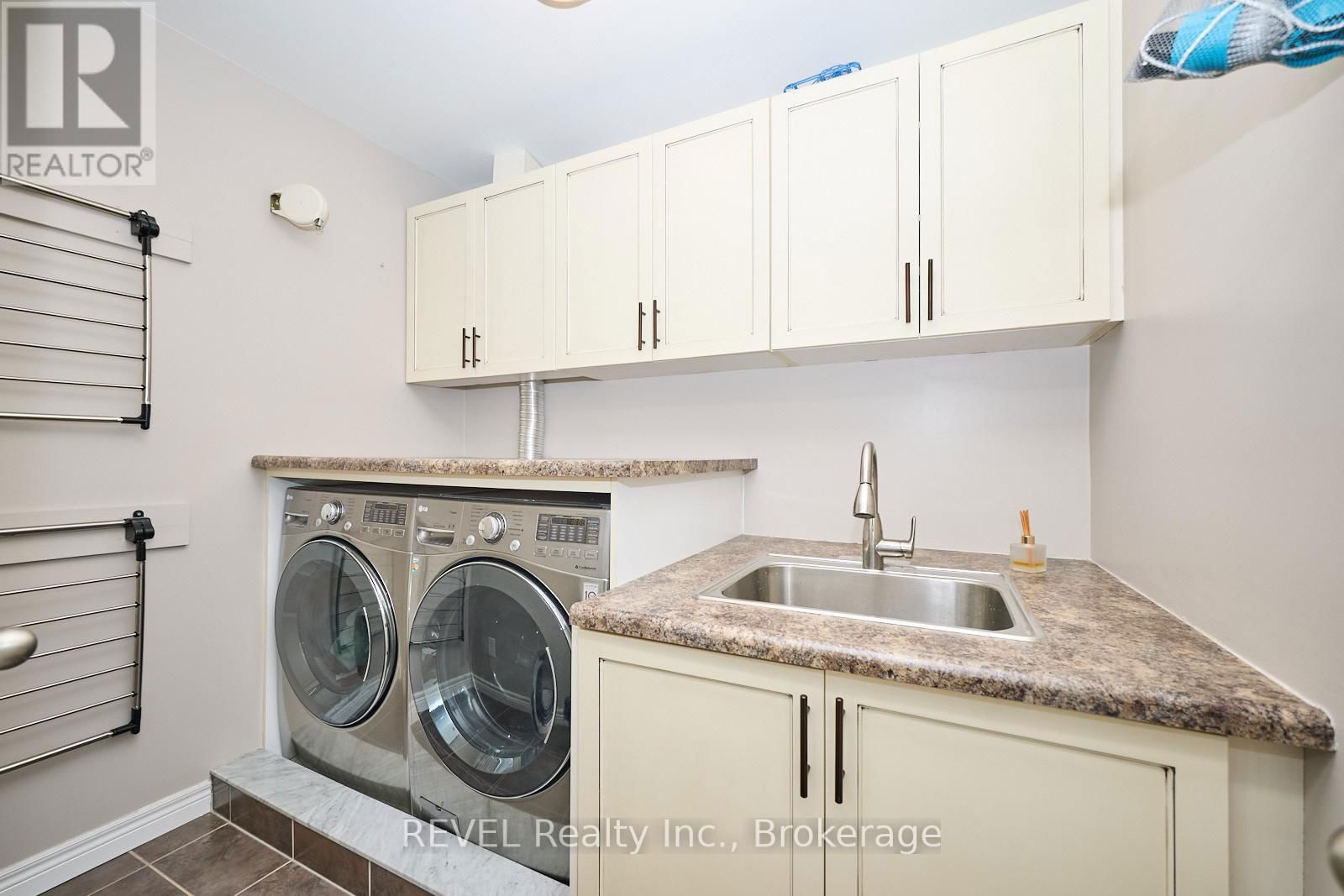47 GALILEO DRIVE Image 21