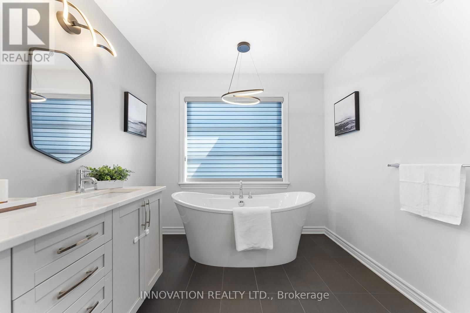 861 ATRIUM RIDGE Image 33