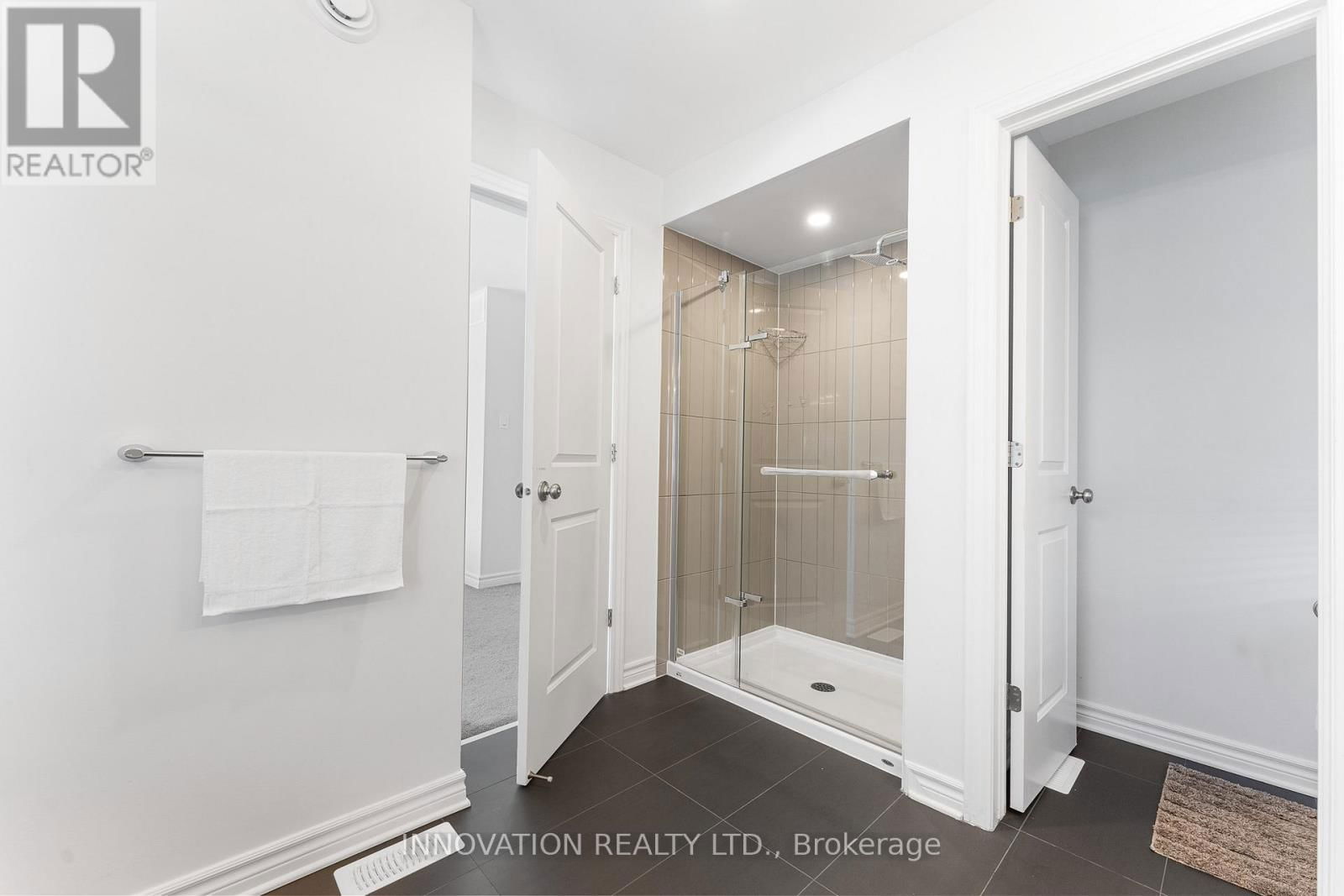 861 ATRIUM RIDGE Image 34