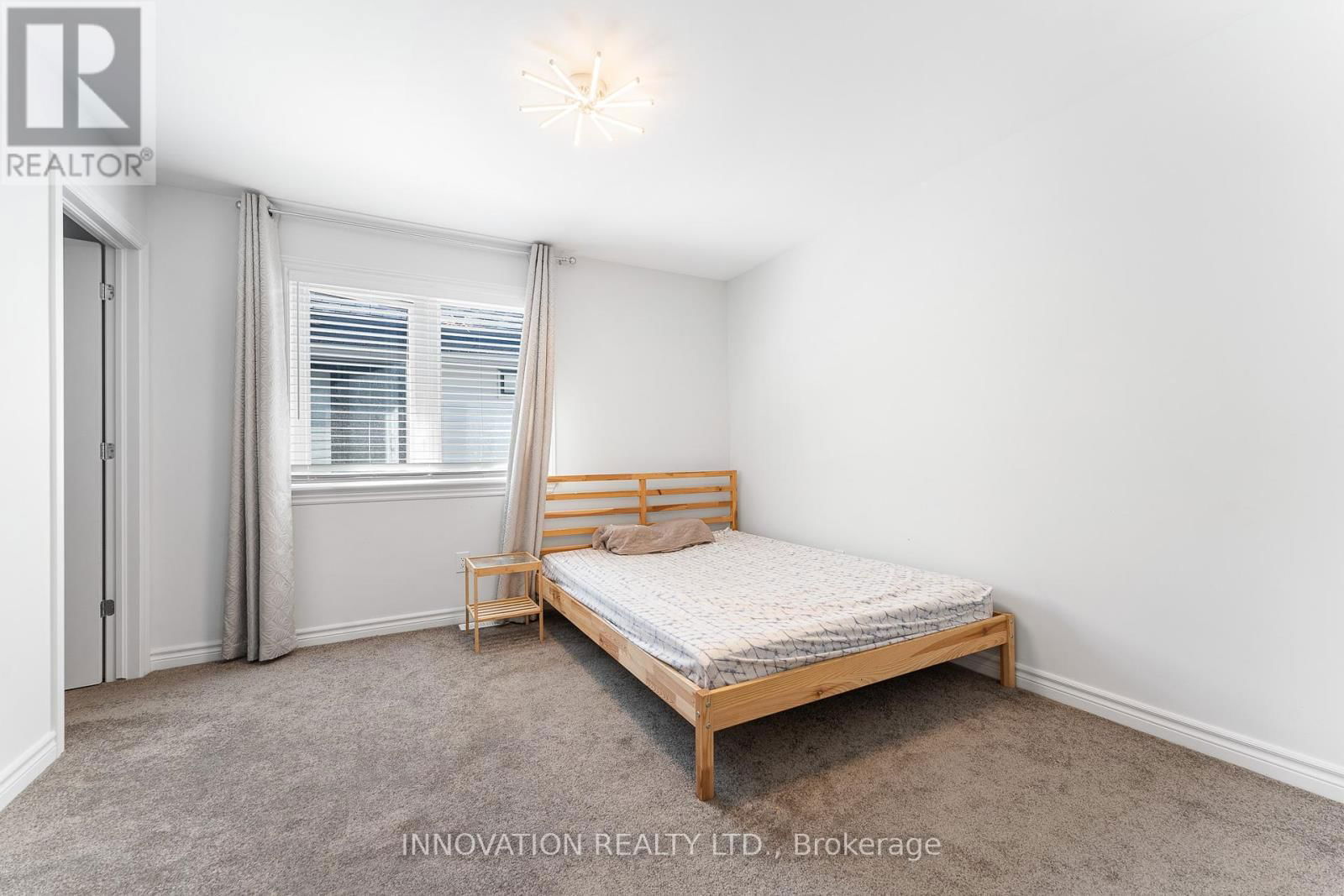861 ATRIUM RIDGE Image 35