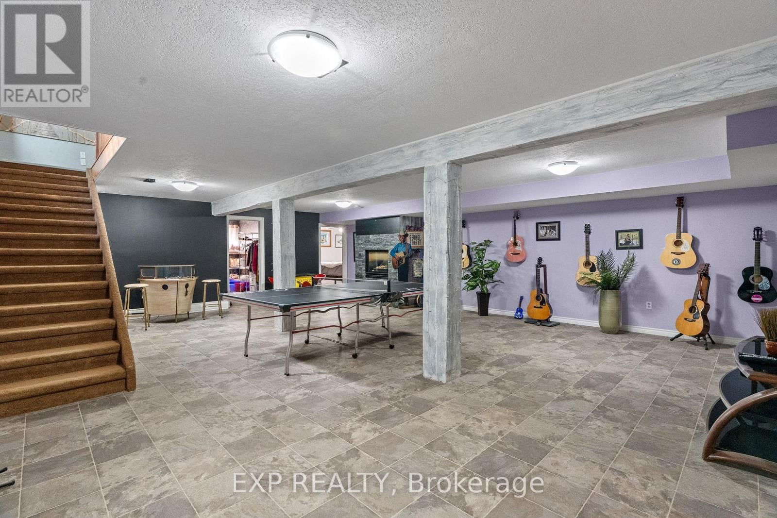 8458 LAZY LANE Image 15