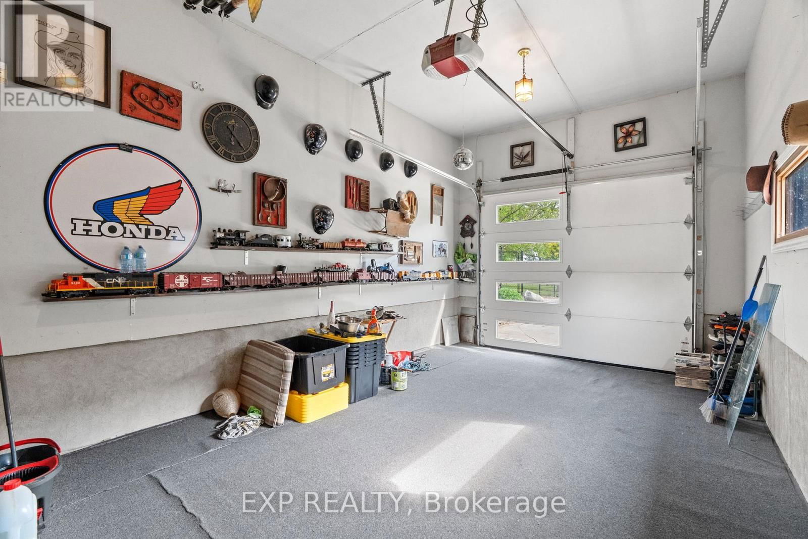 8458 LAZY LANE Image 21