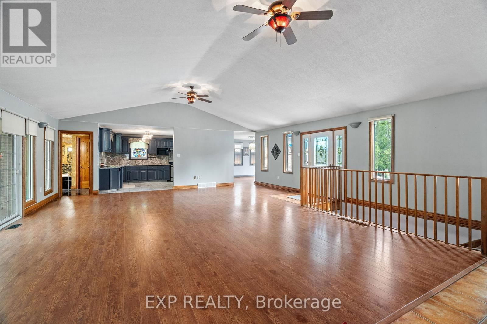 8458 LAZY LANE Image 8