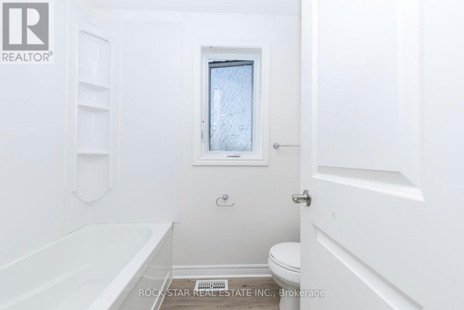 52B MERIGOLD STREET Image 28