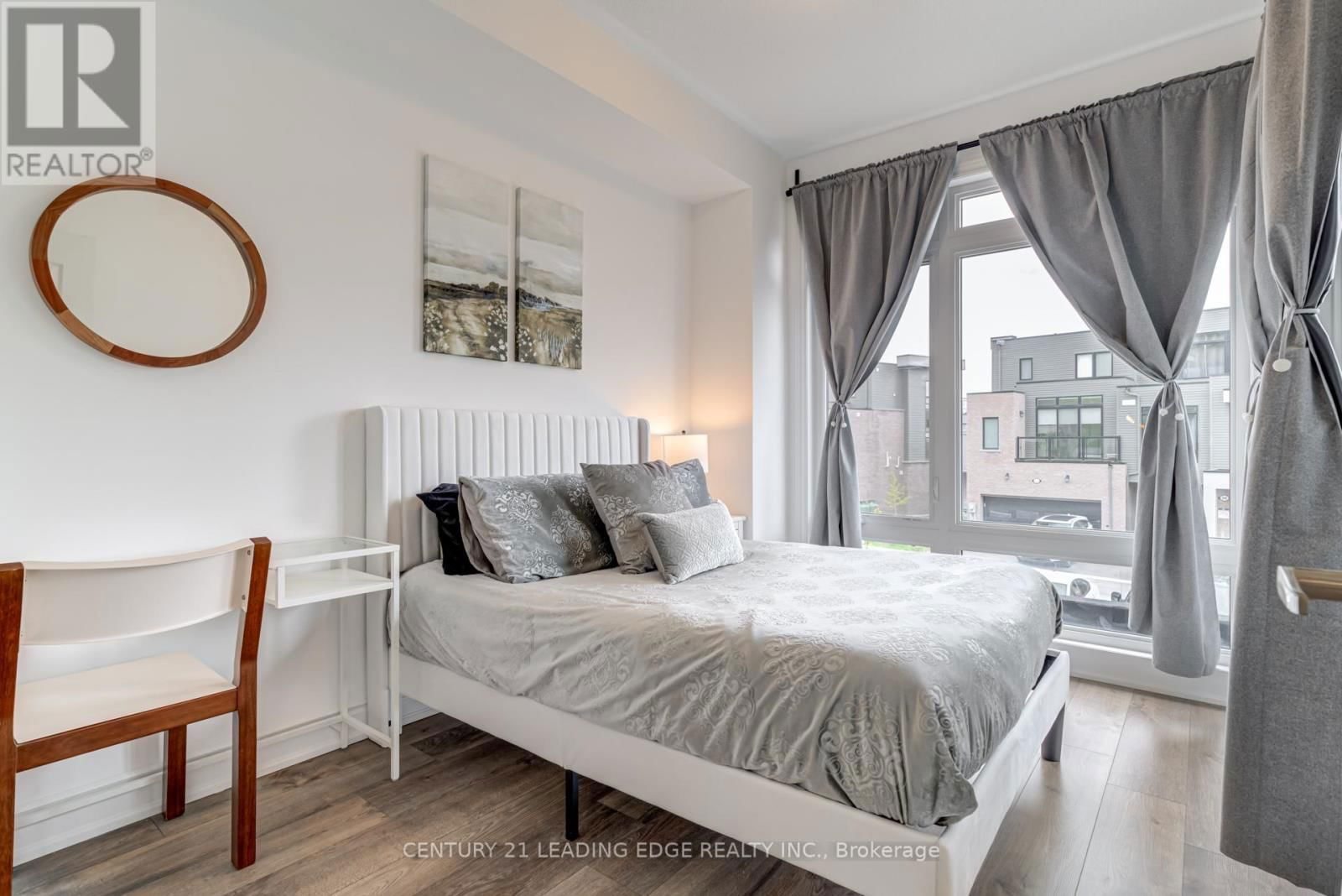 105 MARINA VILLAGE DRIVE Image 21