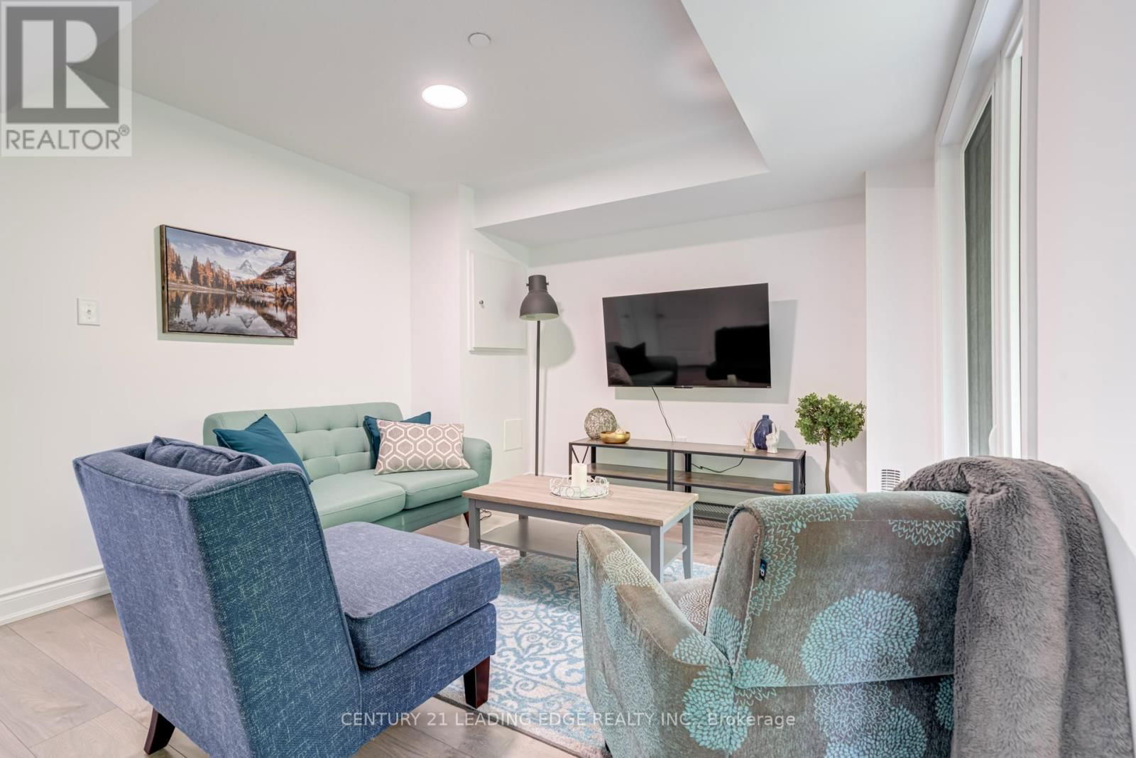 105 MARINA VILLAGE DRIVE Image 8