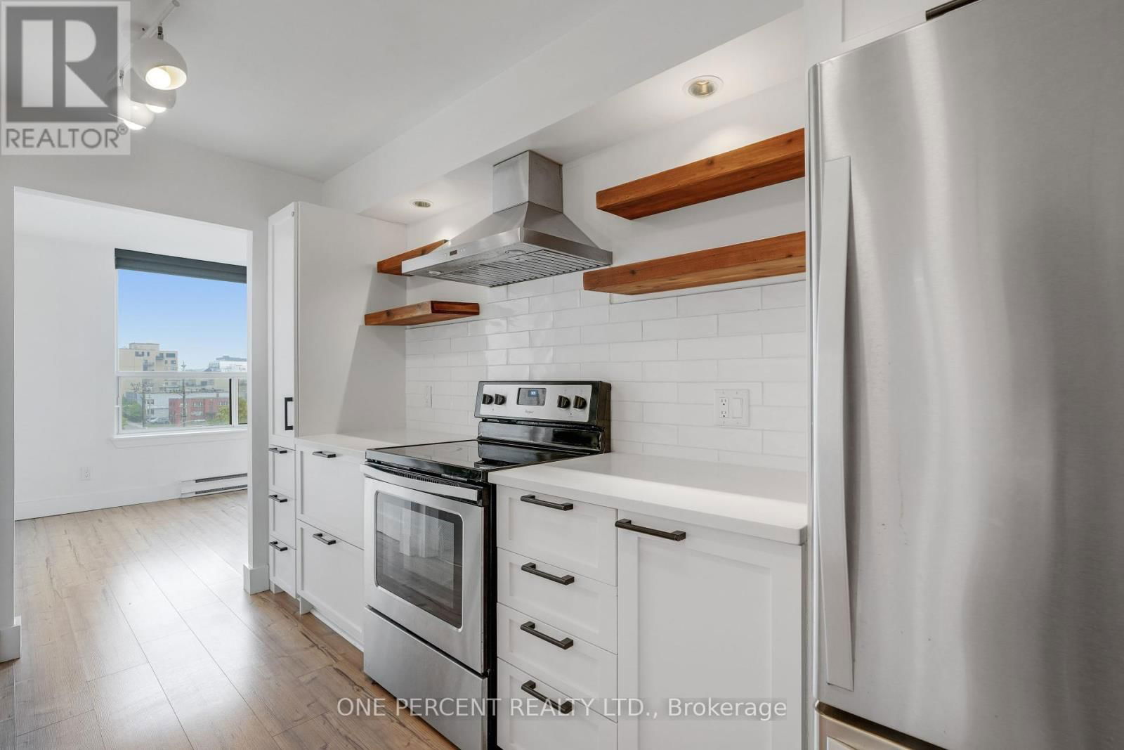 610 - 215 PARKDALE AVENUE Image 13