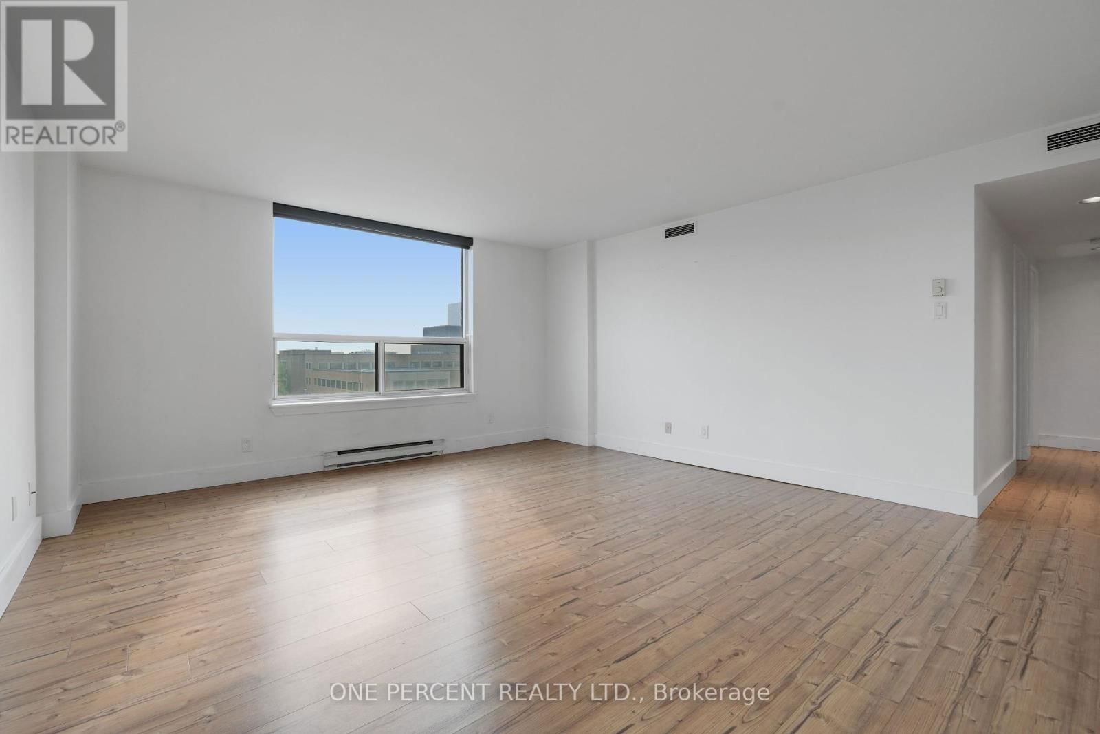 610 - 215 PARKDALE AVENUE Image 19