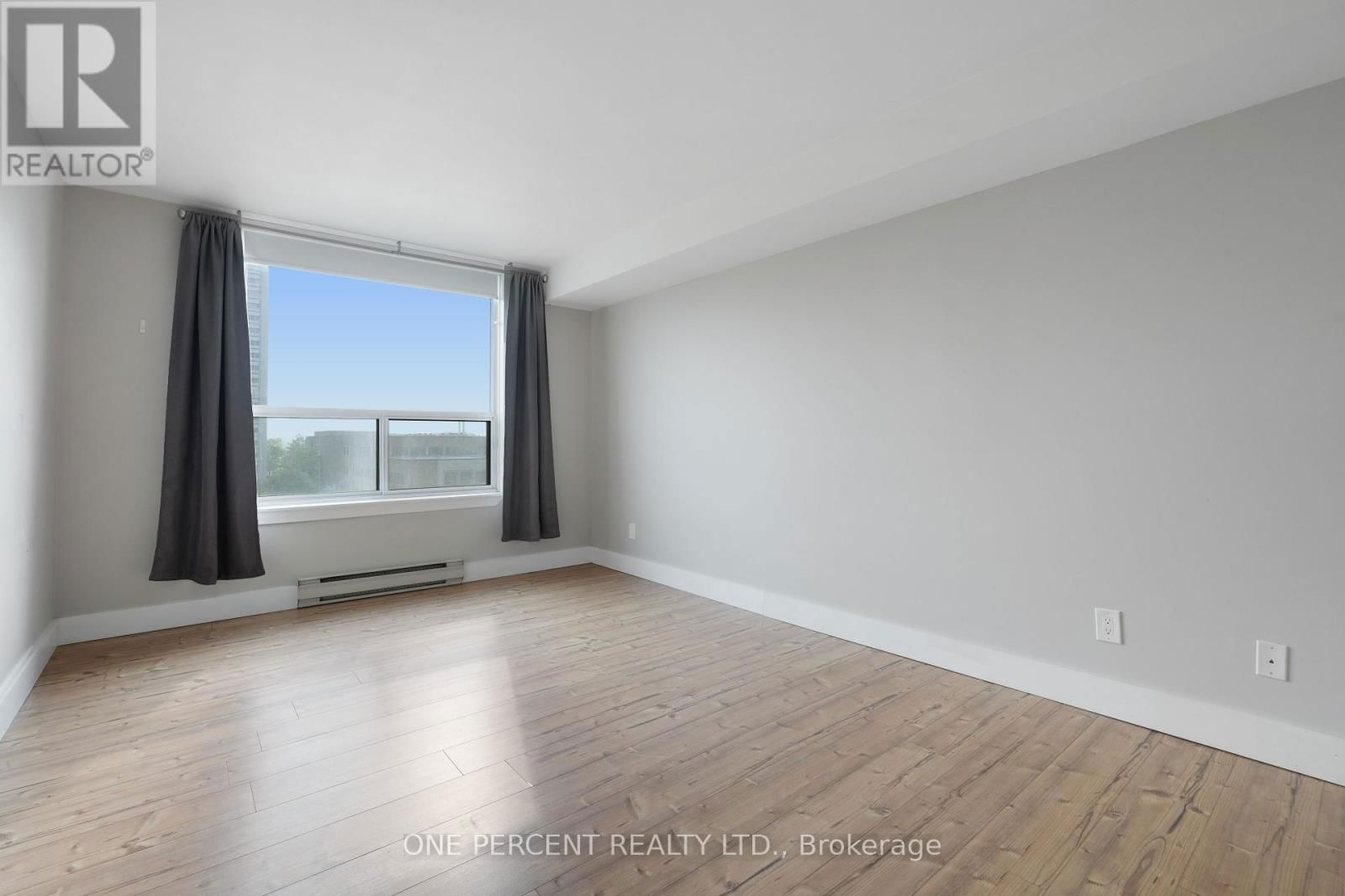 610 - 215 PARKDALE AVENUE Image 29