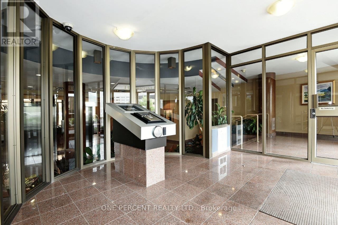 610 - 215 PARKDALE AVENUE Image 4