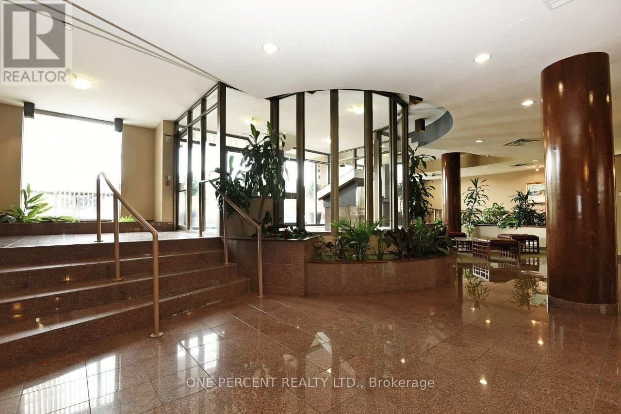 610 - 215 PARKDALE AVENUE Image 5