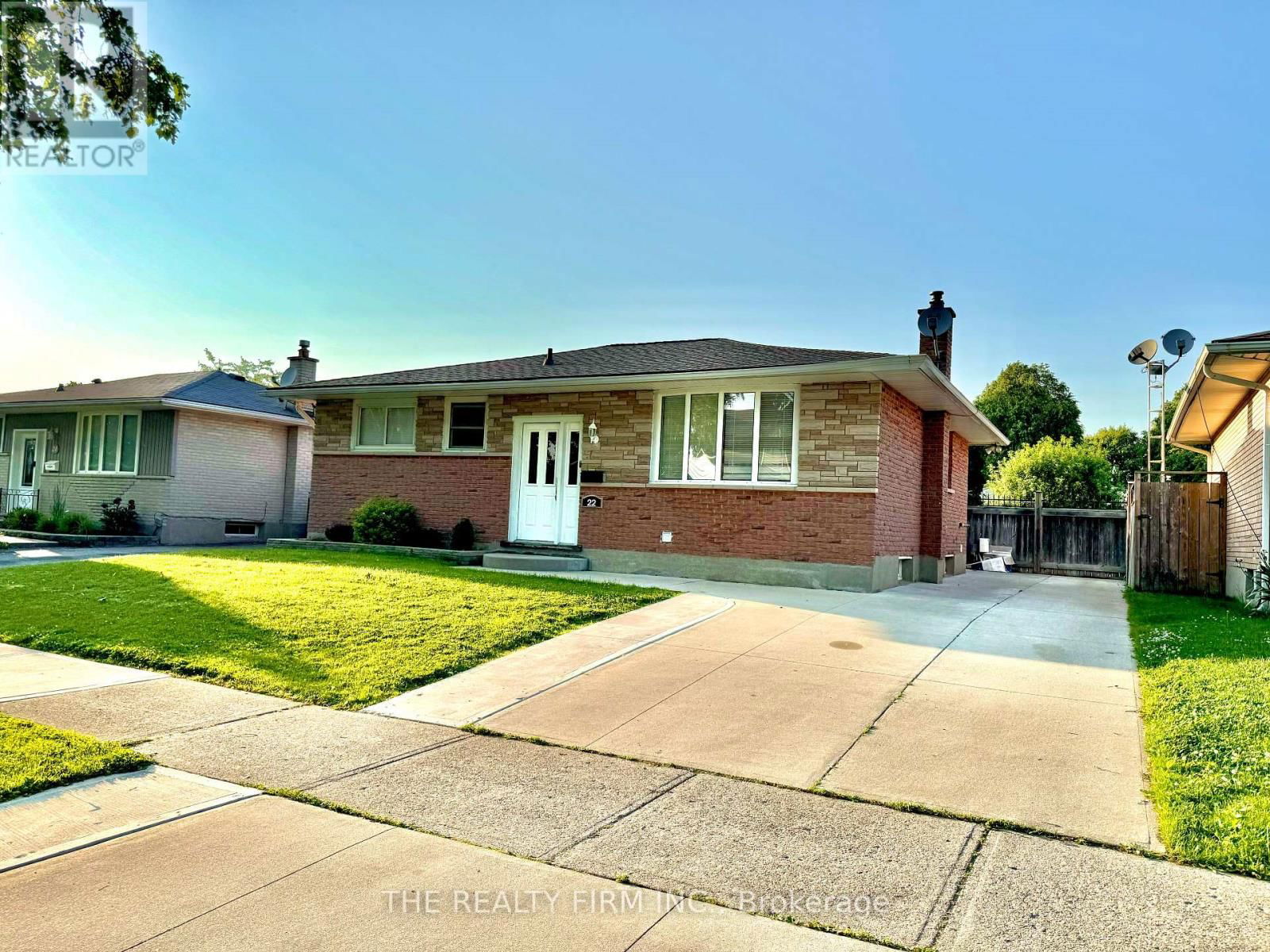 22 ARCHER CRESCENT Image 1
