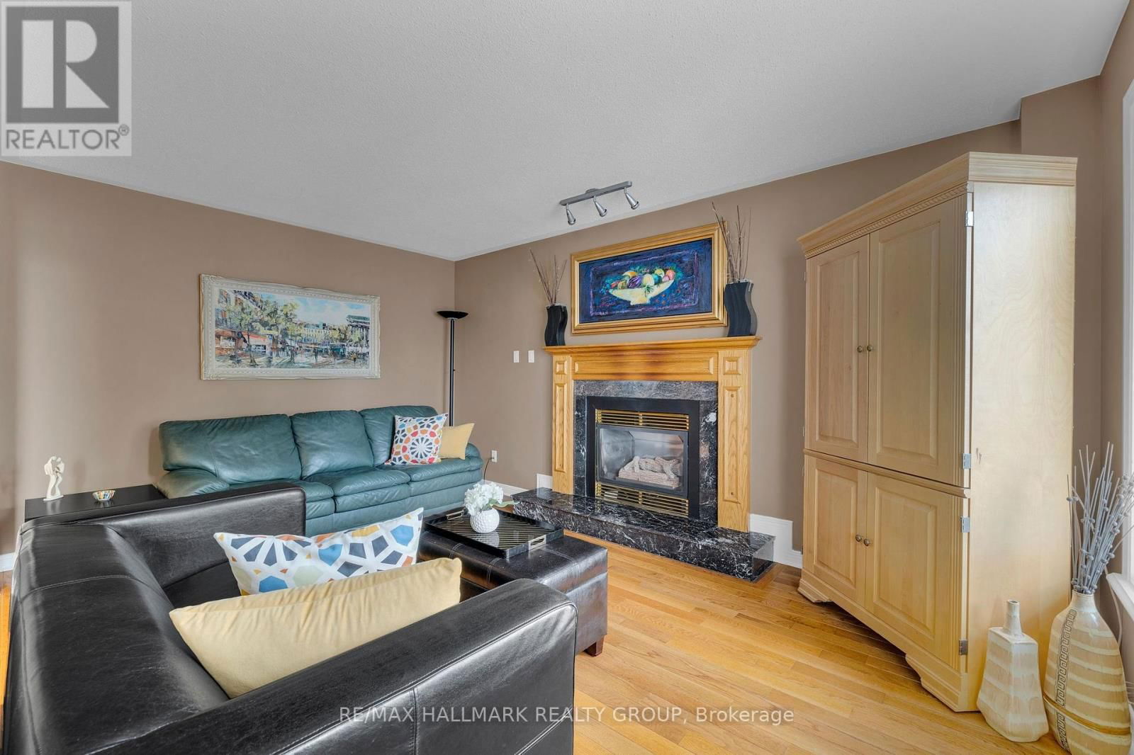 59 FORESTGLADE CRESCENT Image 15