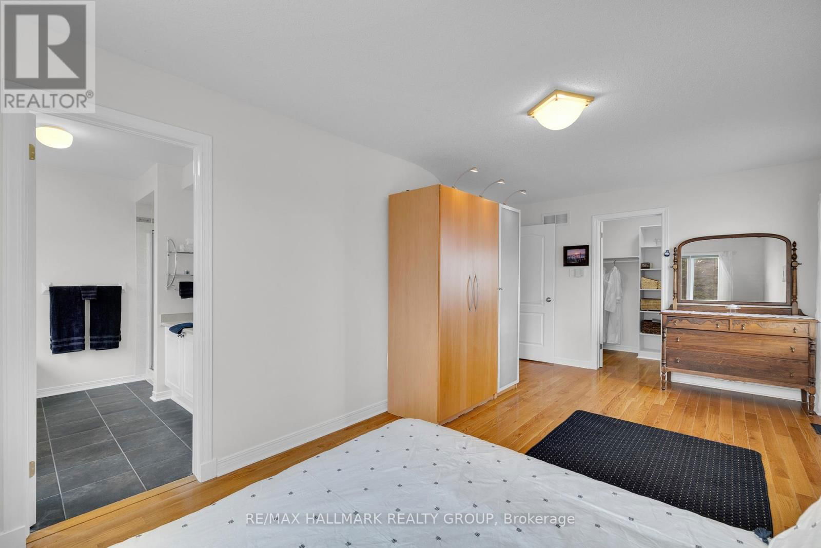 59 FORESTGLADE CRESCENT Image 22