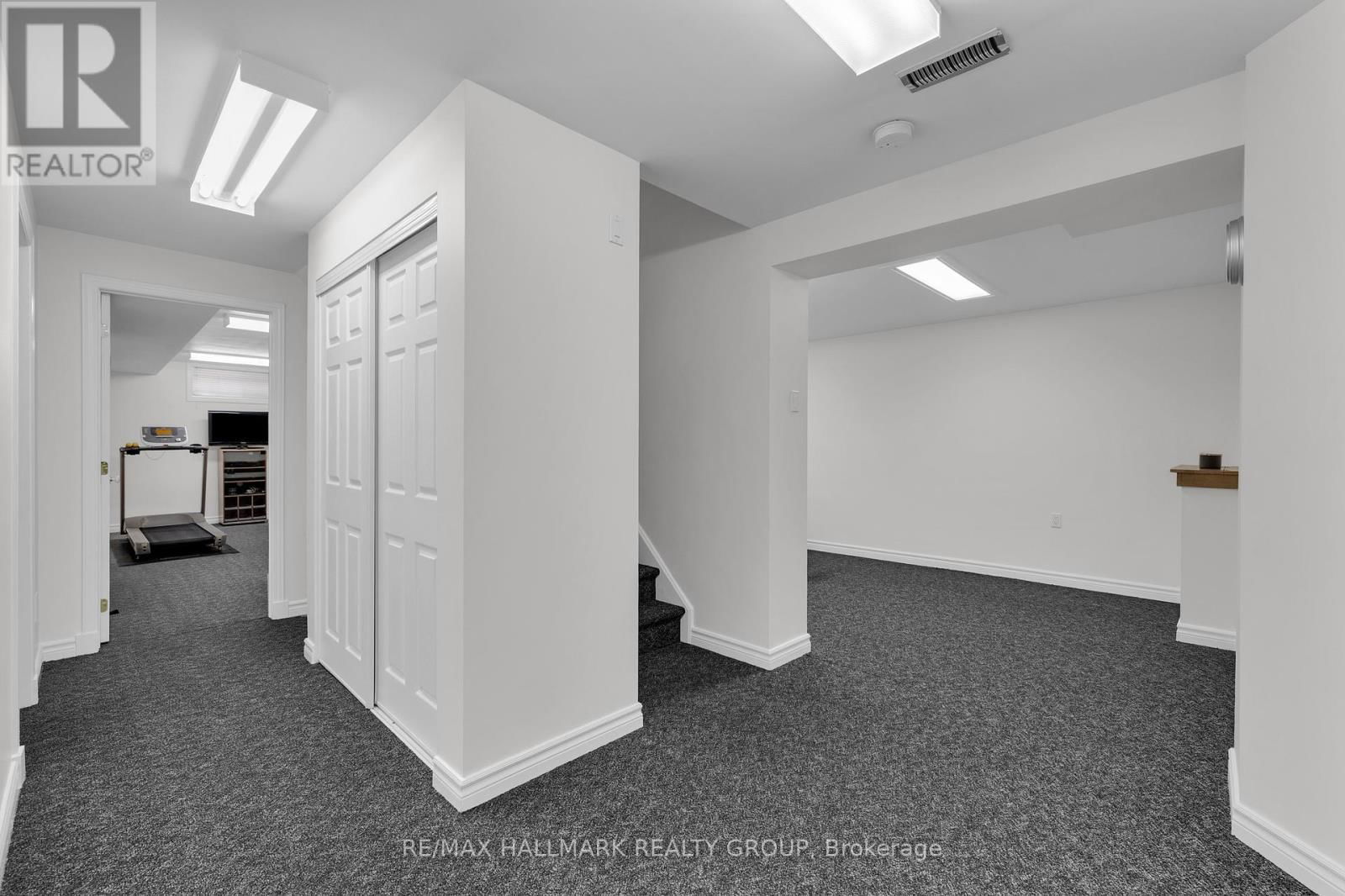 59 FORESTGLADE CRESCENT Image 32