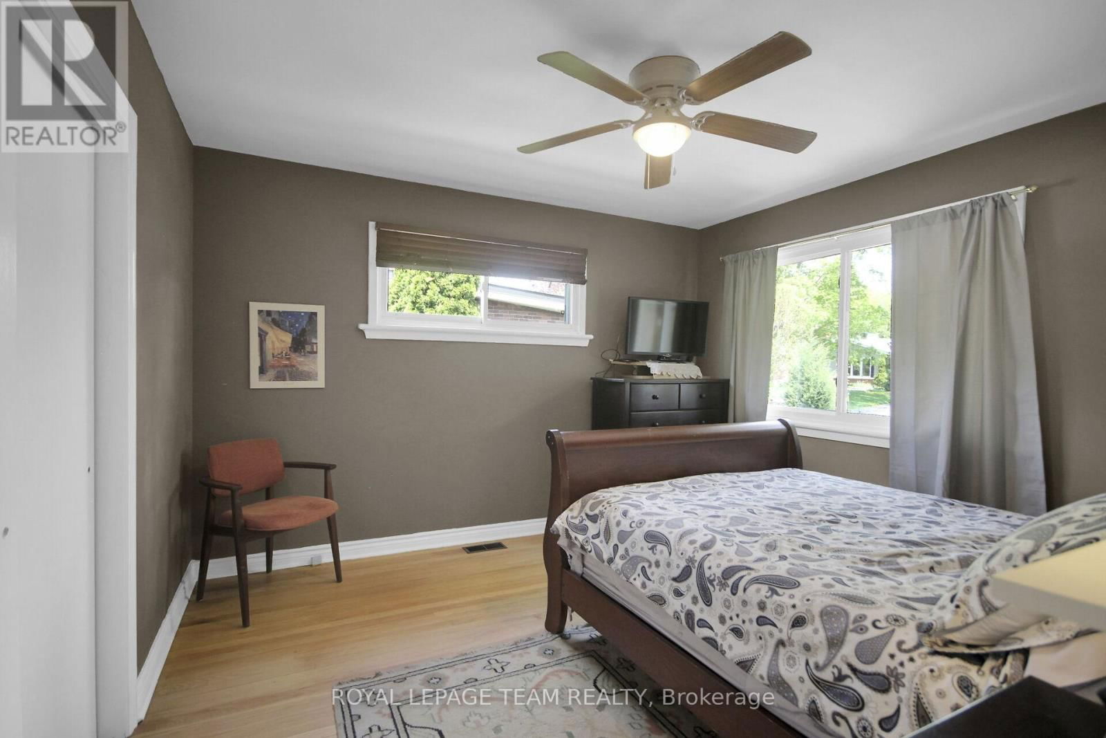970 PARKHURST BOULEVARD Image 16