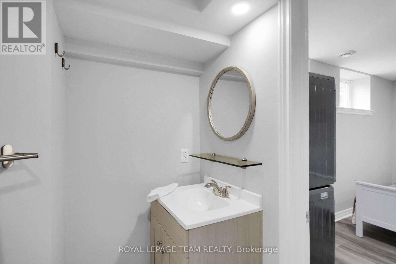 970 PARKHURST BOULEVARD Image 29