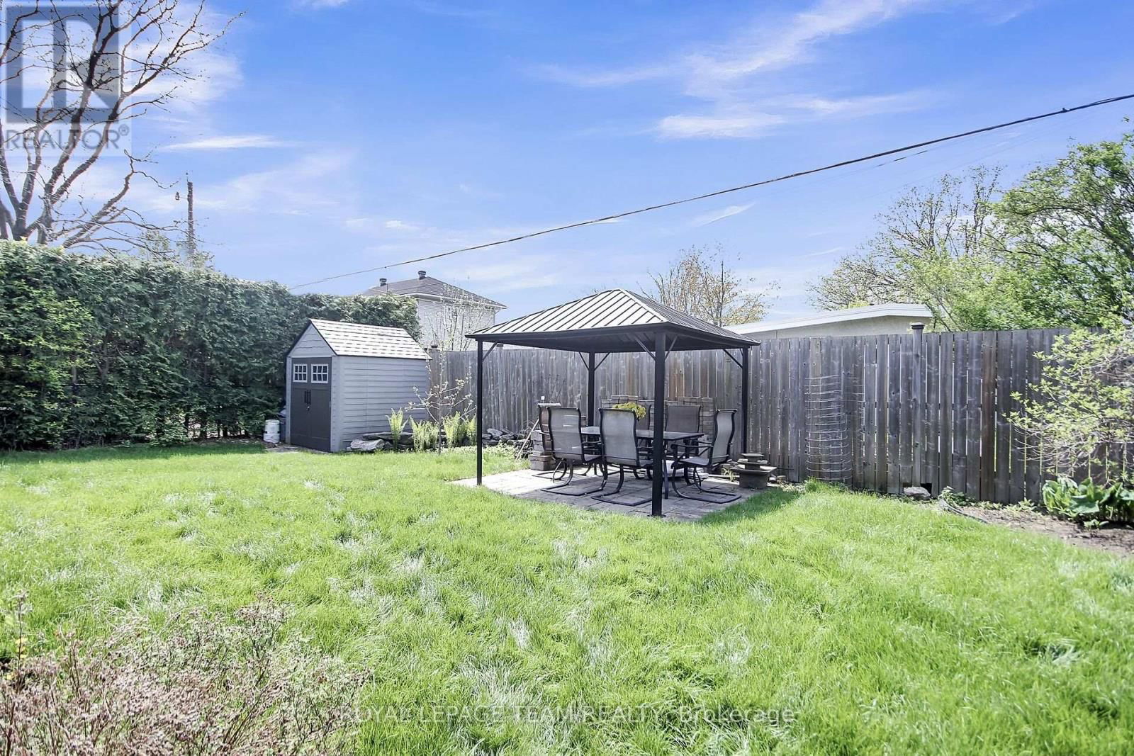 970 PARKHURST BOULEVARD Image 31