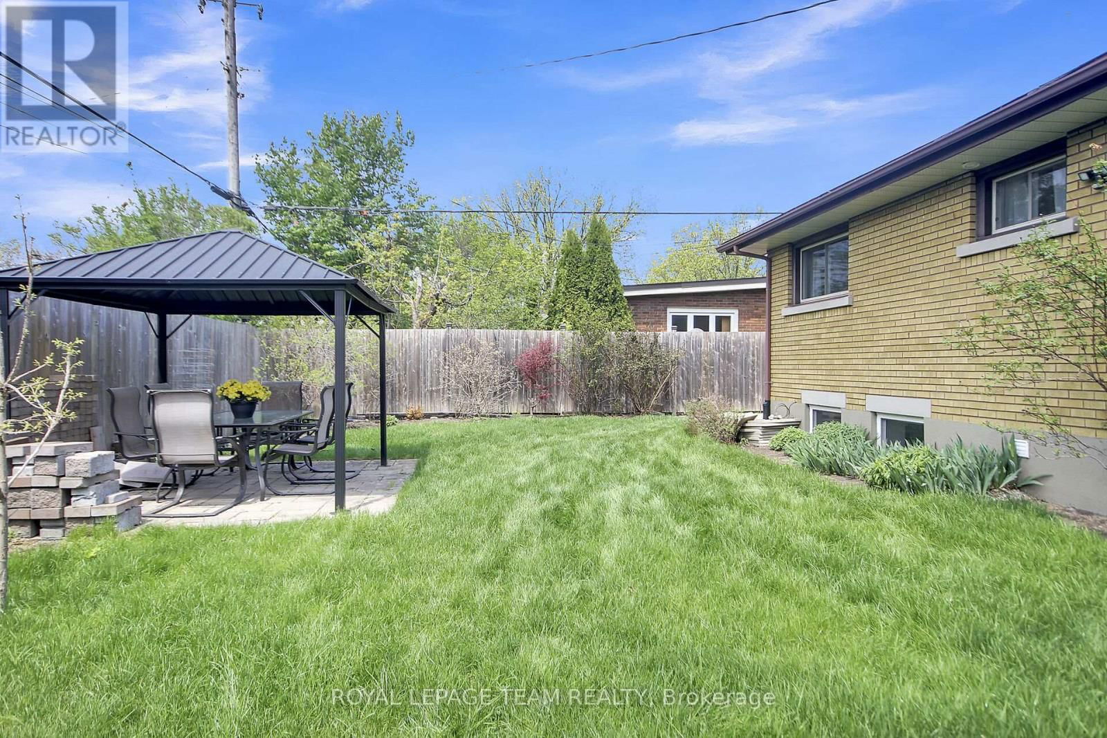 970 PARKHURST BOULEVARD Image 33