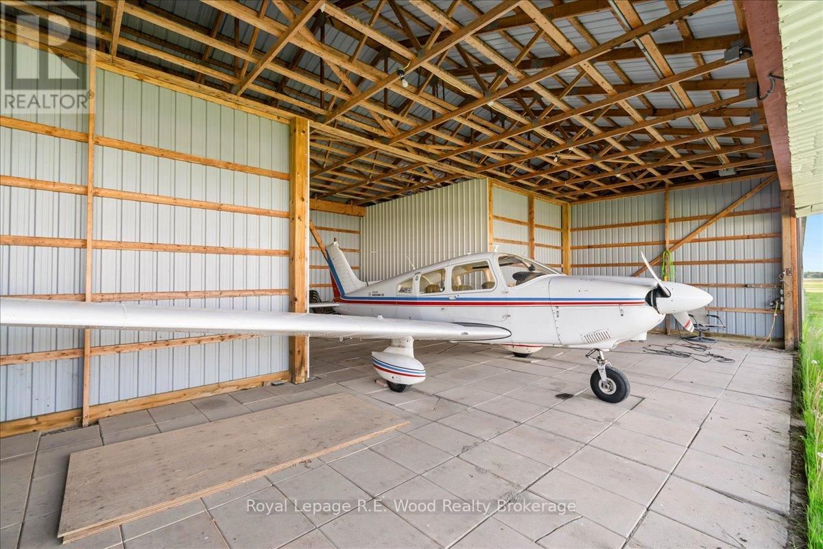 G2-14 - 244411 AIRPORT ROAD Image 10