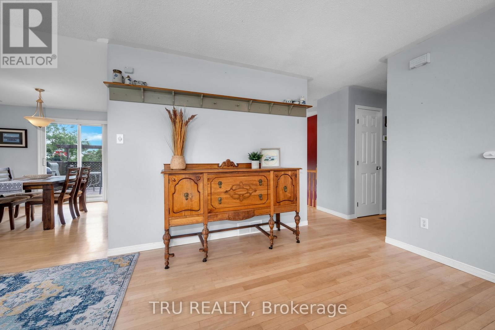 1668 GROVES ROAD Image 10