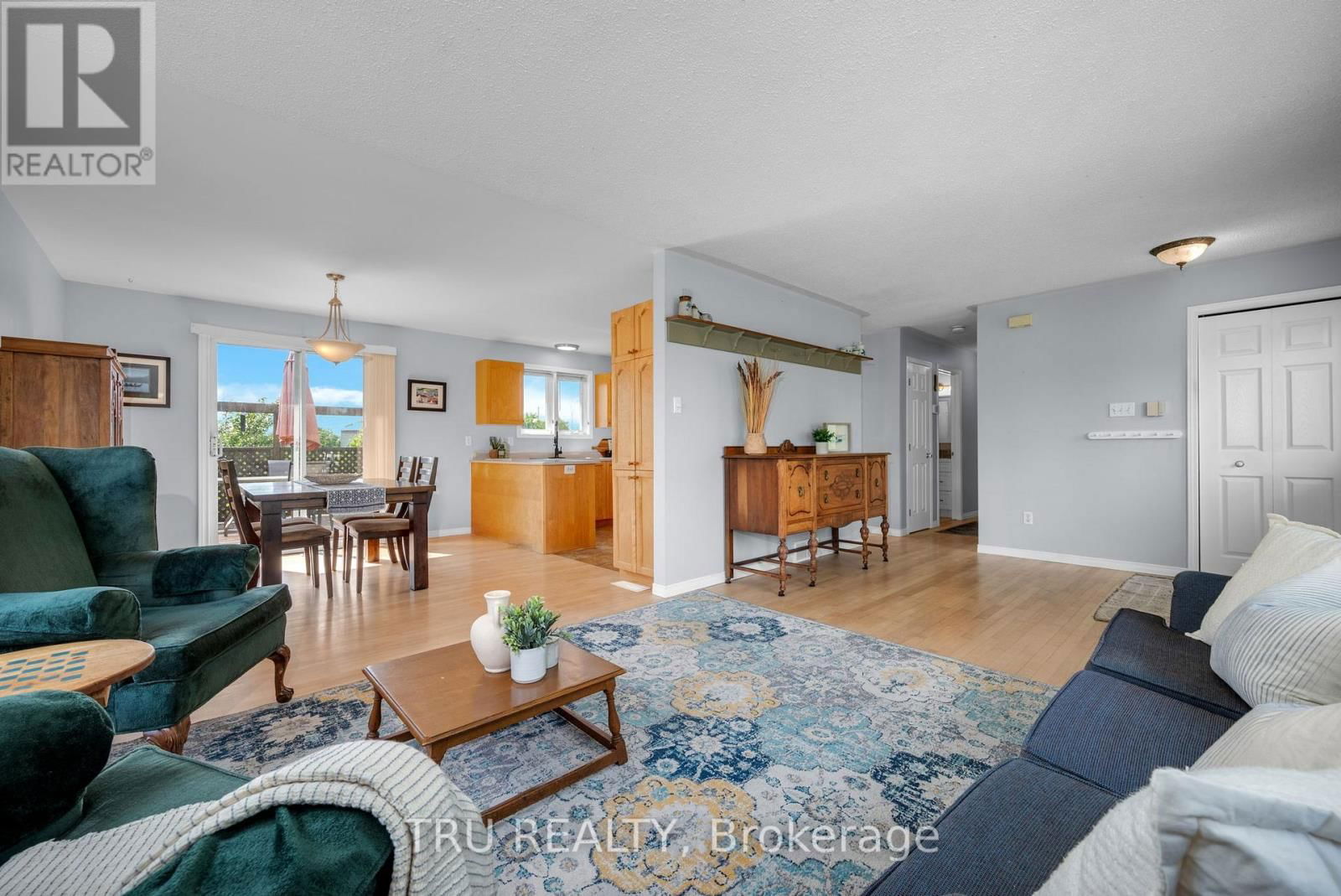 1668 GROVES ROAD Image 13