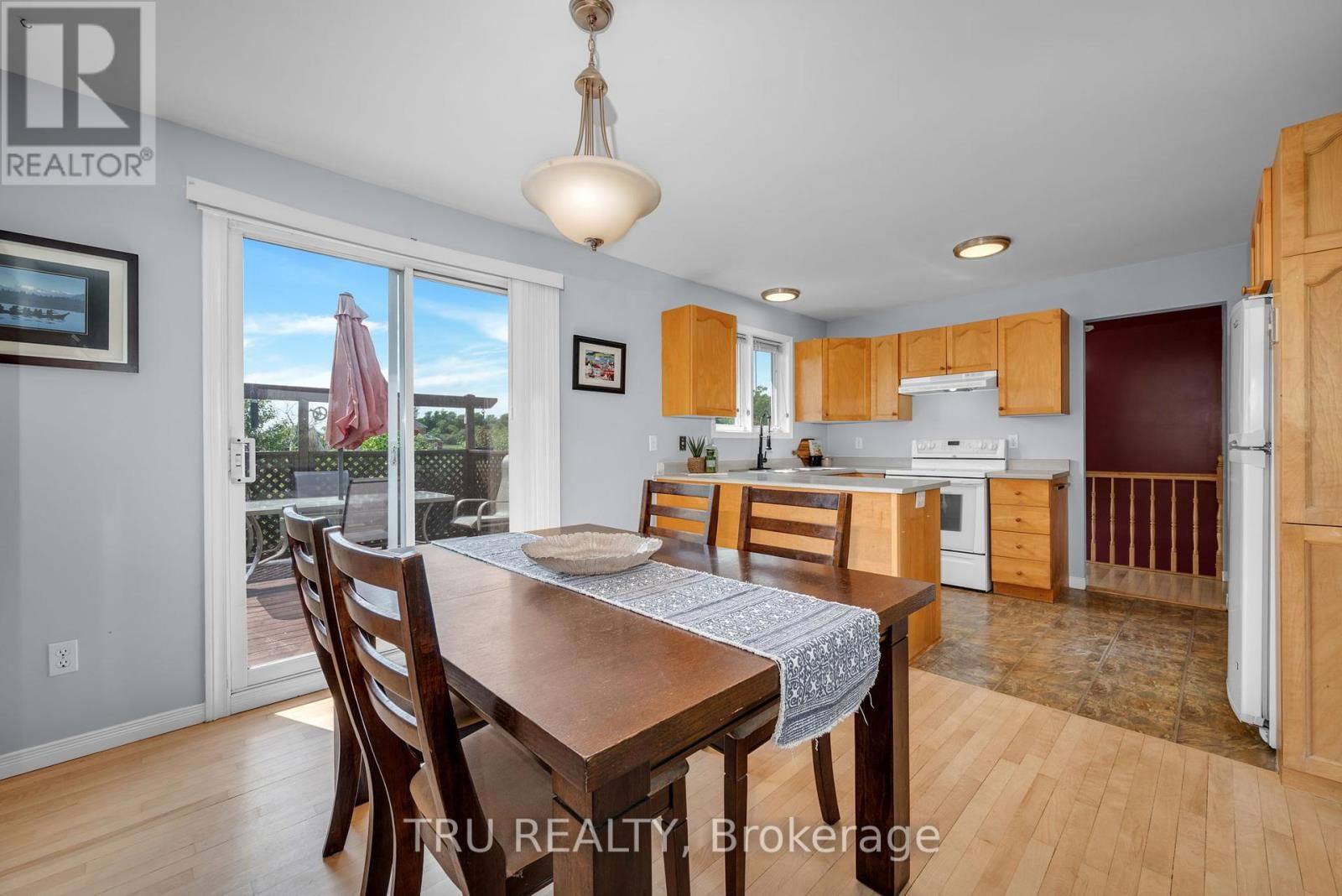 1668 GROVES ROAD Image 17