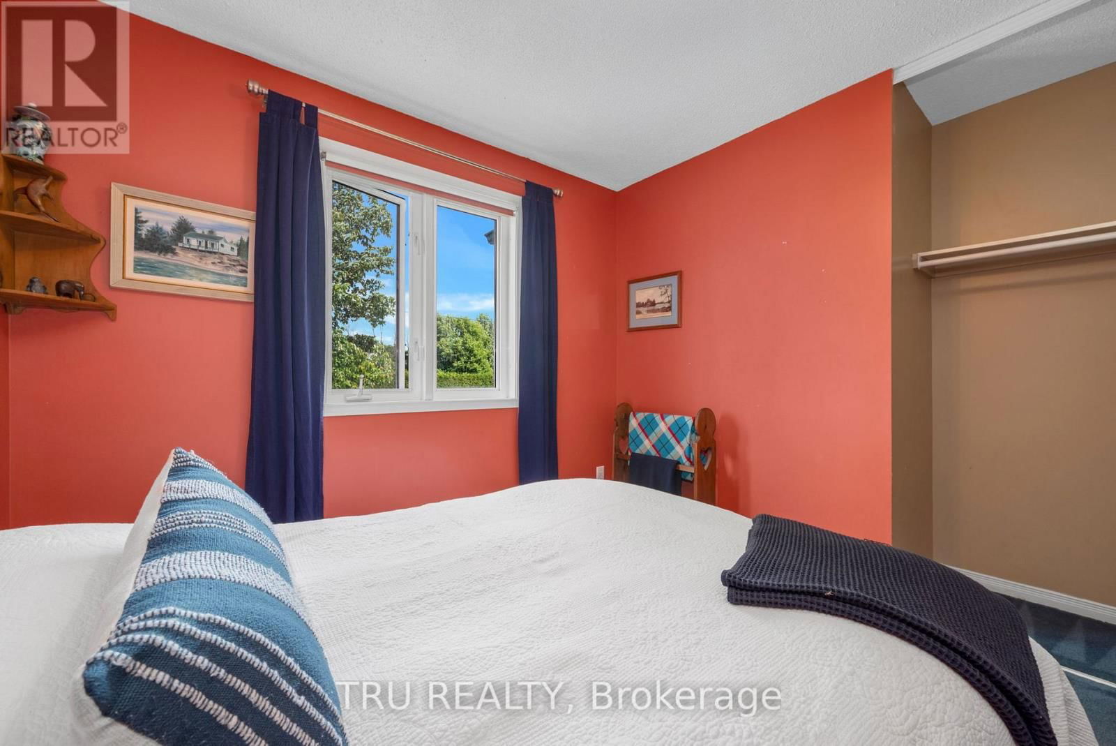 1668 GROVES ROAD Image 27
