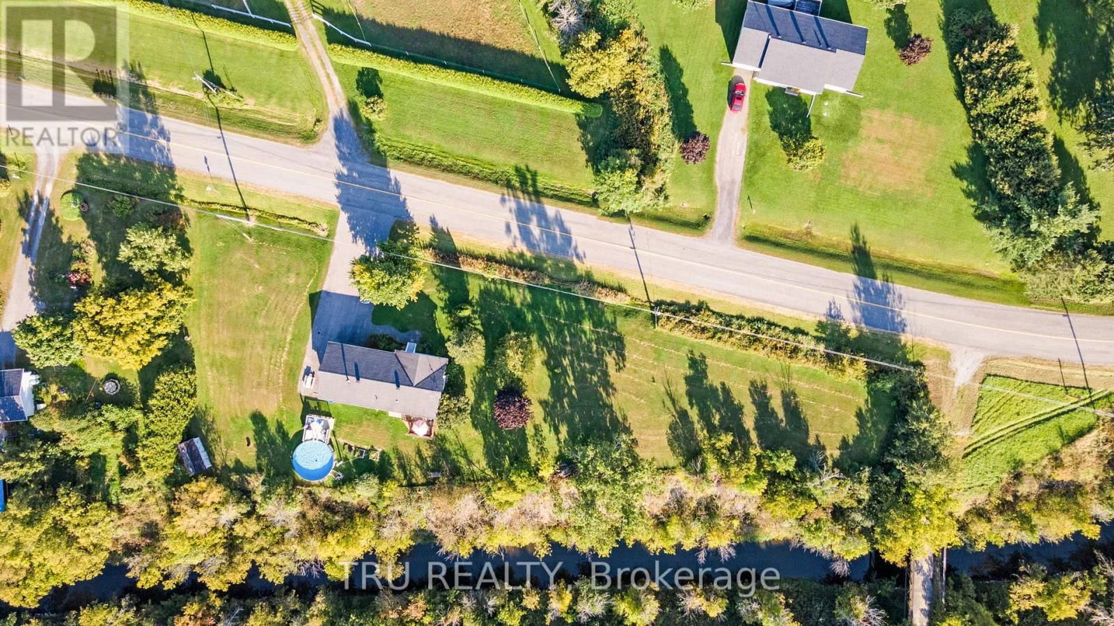 1668 GROVES ROAD Image 44