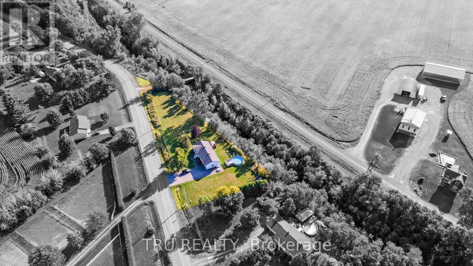1668 GROVES ROAD Image 46
