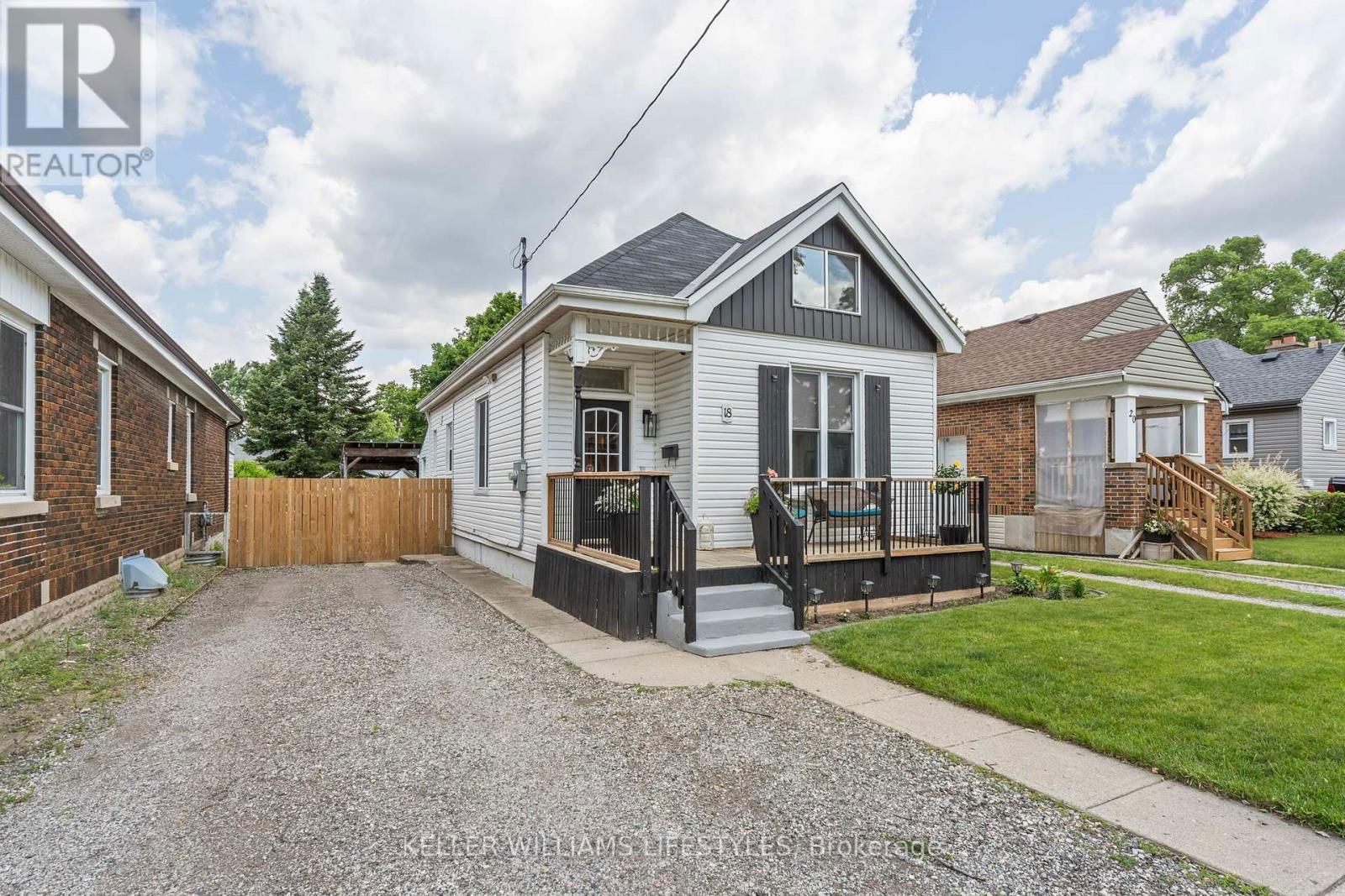 18 SYCAMORE STREET Image 1
