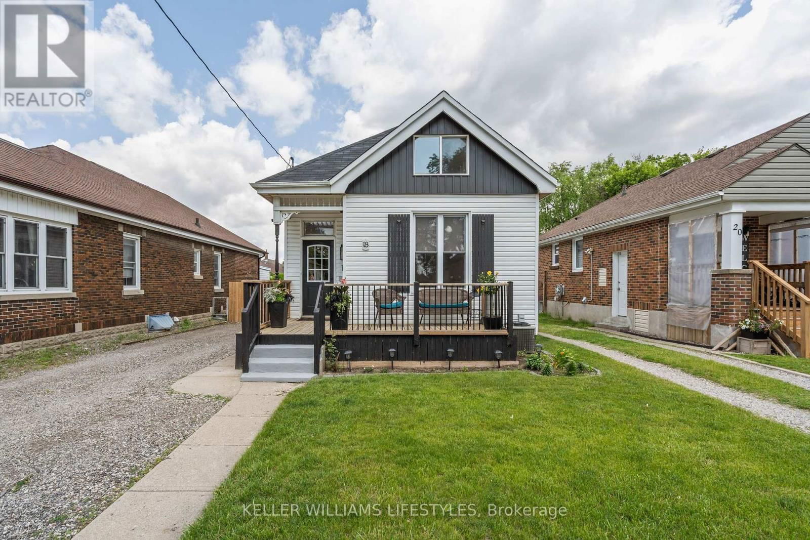 18 SYCAMORE STREET Image 2