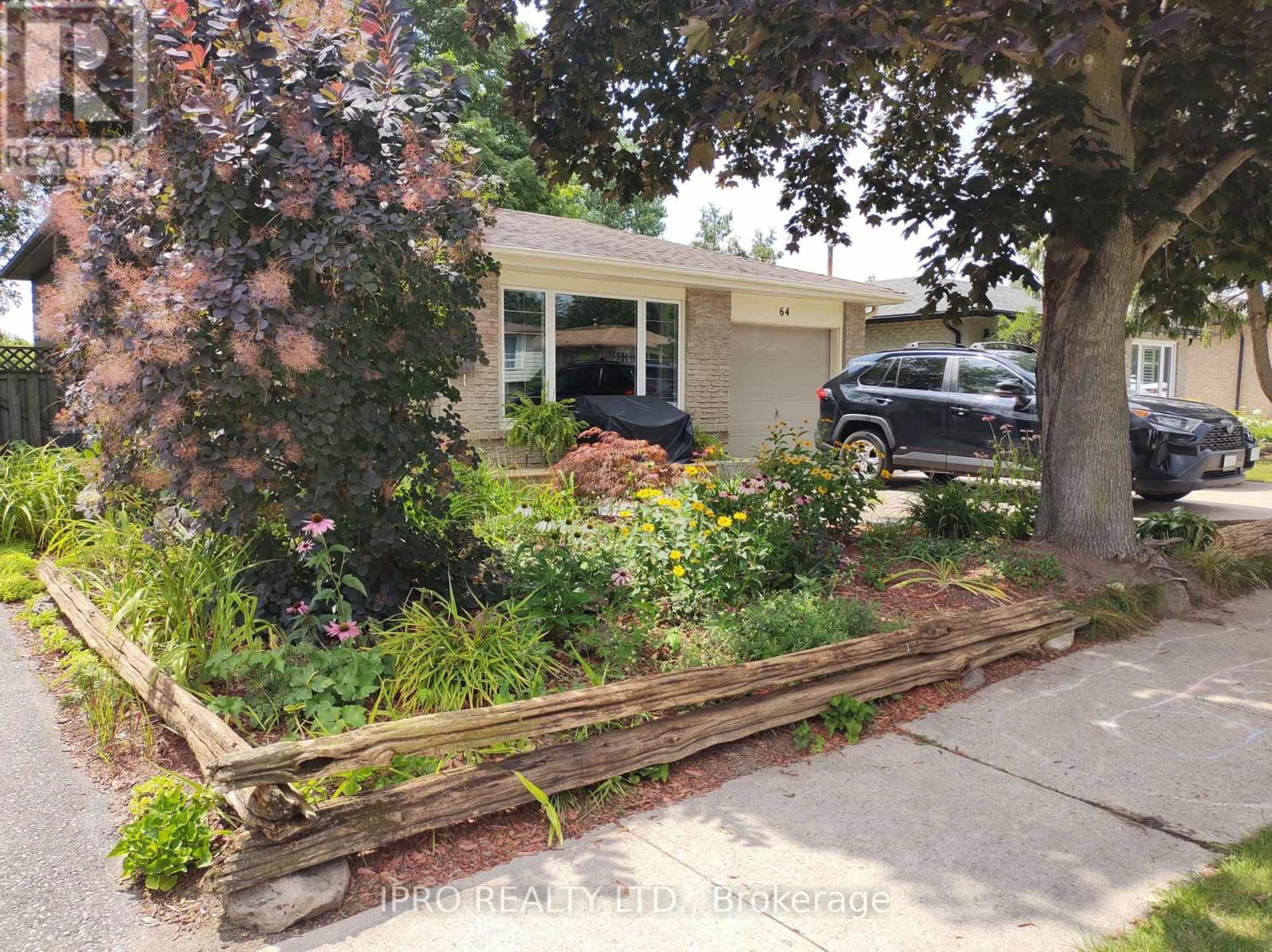 64 HAHN AVENUE Image 2
